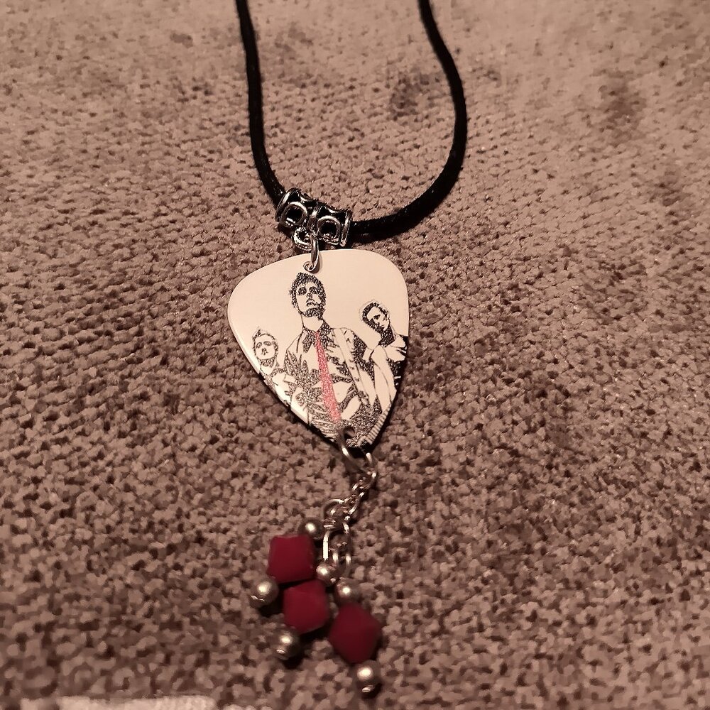 GREEN DAY GROUP GUITAR PICK NECKLACE